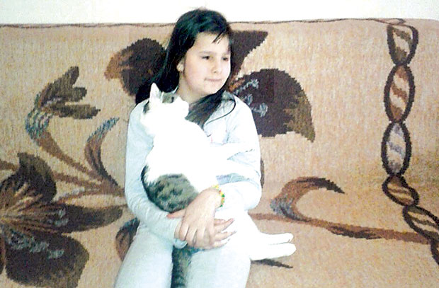 Николина иде аутом у школу!